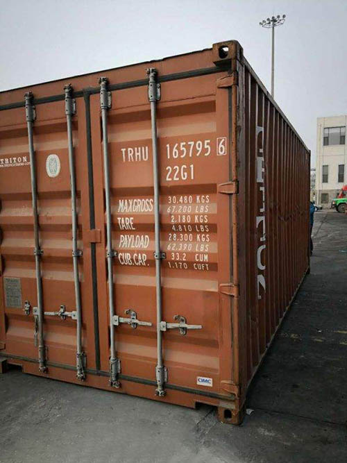 上圖所示集裝箱MAX.GRDSS 30，480kg是總重，TARE是皮重/空箱自總2180kg，payload是可裝載重量28，300kg，CUB.CAP.是內容積33.2CUM